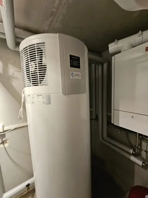 Boiler thermodynamique installé par Emery Sanitaire